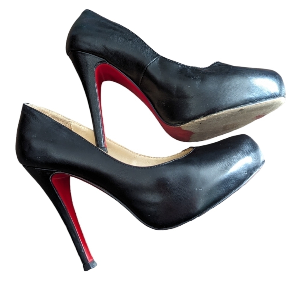 CHRISTIAN Louboutin Leather Pumps - Picture 5 of 16